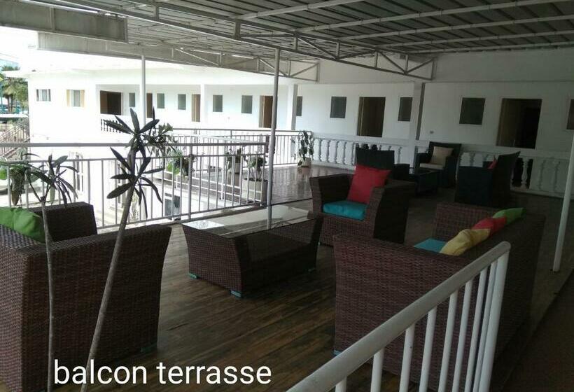 فندق Veronique Christine