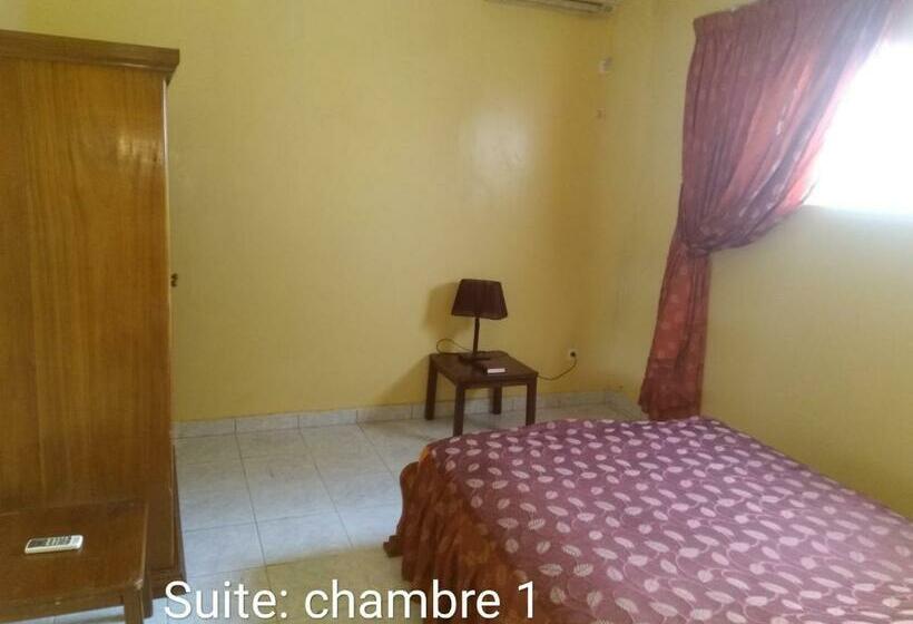 فندق Veronique Christine