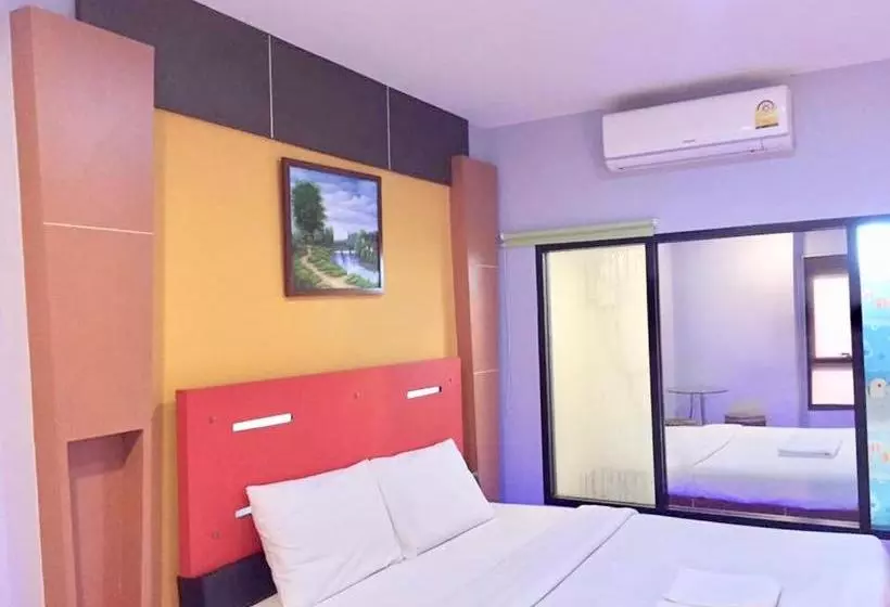 پانسیون Jirapa Modern Resort