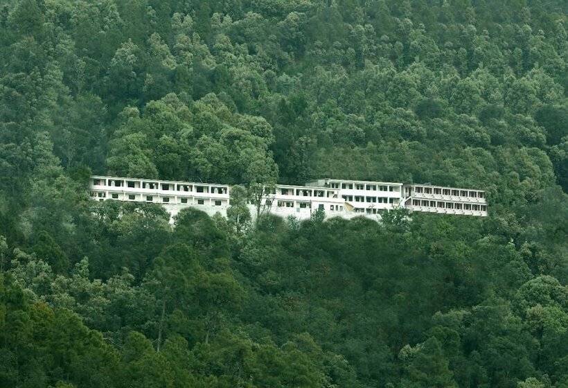 فندق Kausani Retreat