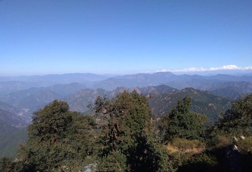 فندق Kausani Retreat