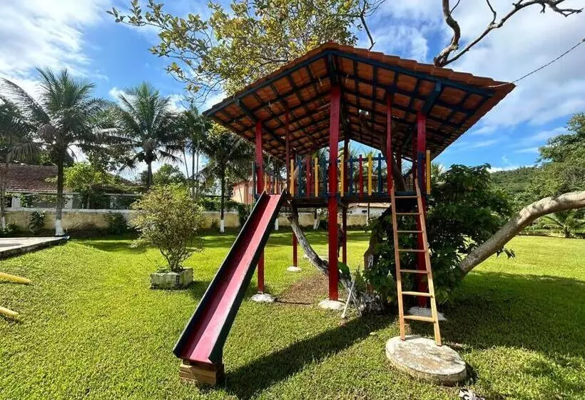 ペンション Pousada Geres Peruíbe