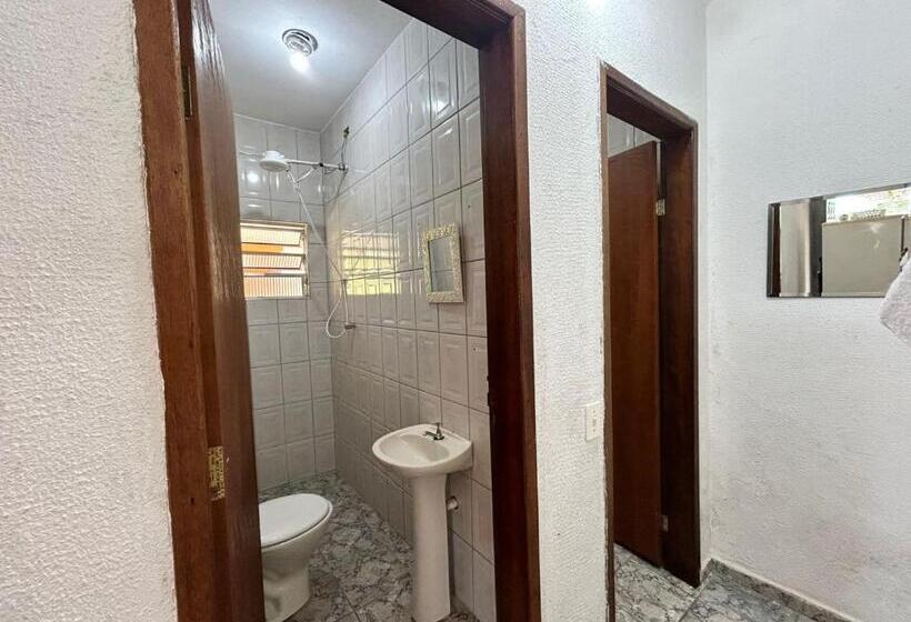 펜션 Pousada Geres Peruíbe