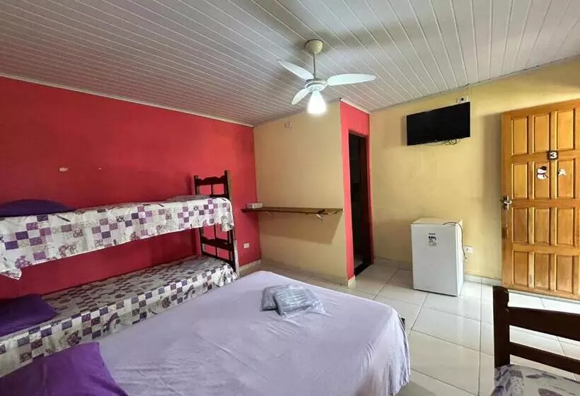 ペンション Pousada Geres Peruíbe