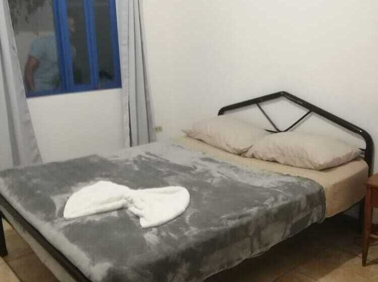 Hildas Bed And Breakfast