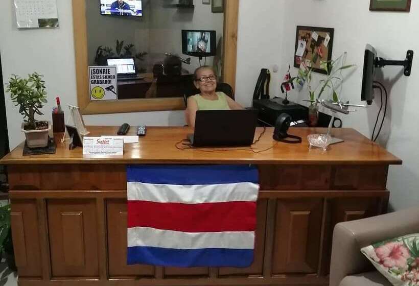 Hildas Bed And Breakfast