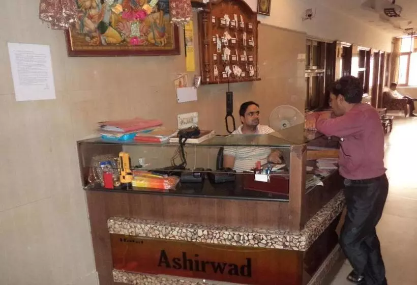 هتل Ashirwad Dx At New Delhi Railway Station