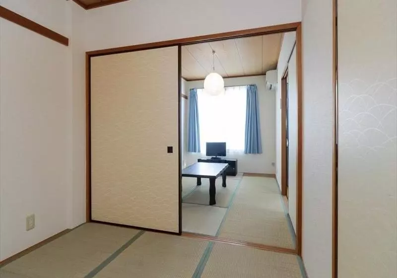 ペンション Kamakura House