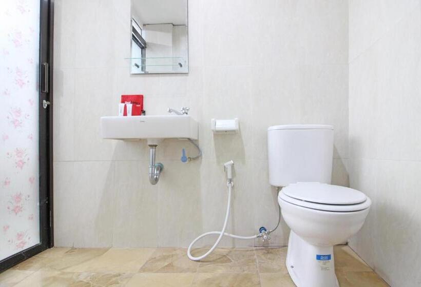 פנסיון Reddoorz @ Jalan Ringroad Selatan