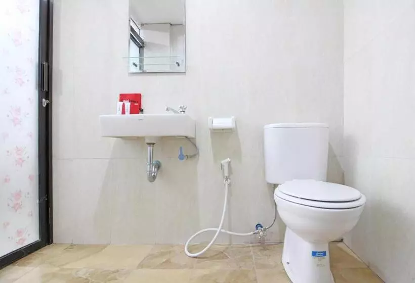 ペンション Reddoorz @ Jalan Ringroad Selatan