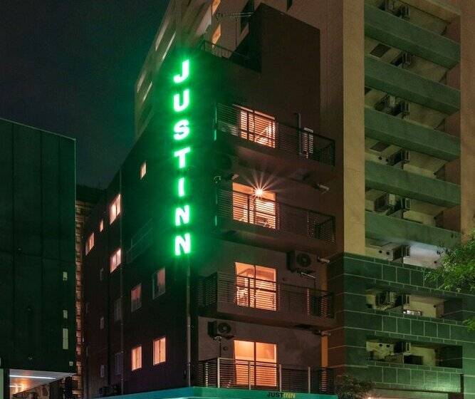 הוסטל Just In Fukuoka