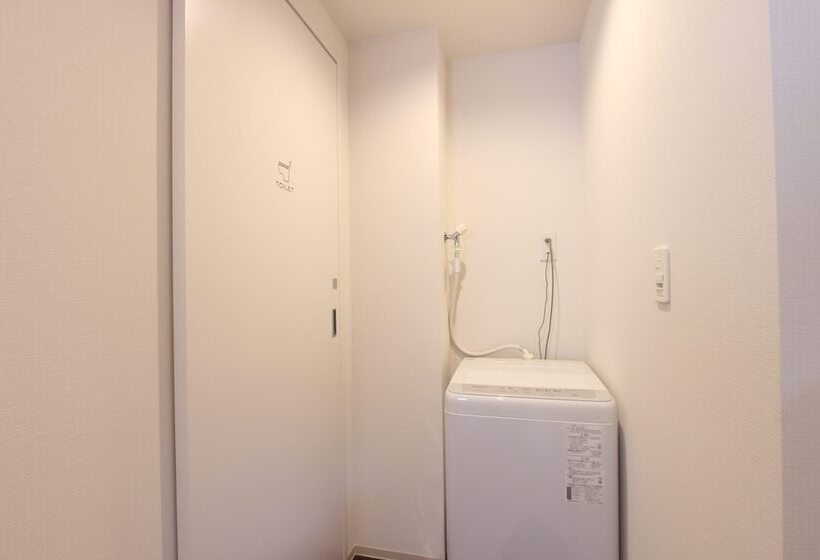 فندق صغير Just In Fukuoka