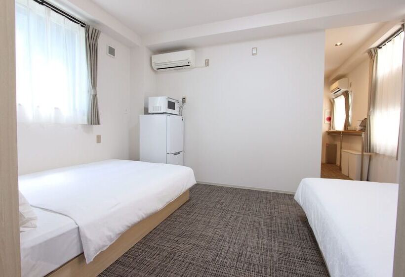 فندق صغير Just In Fukuoka