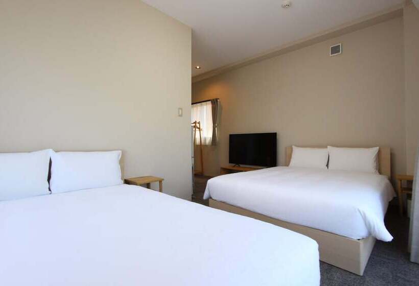 فندق صغير Just In Fukuoka