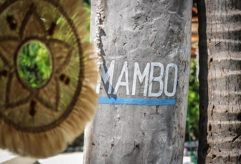 旅馆 New Teddy's On The Beach