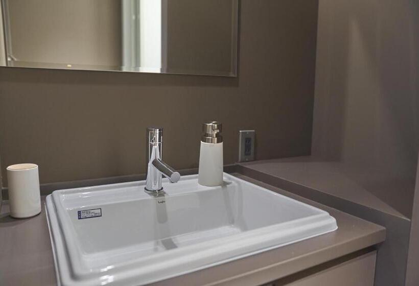 Busoan Library & Hostel