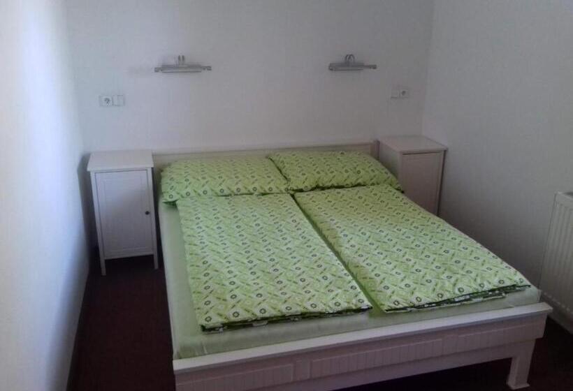 Majatalo Hostinec Na Lipce