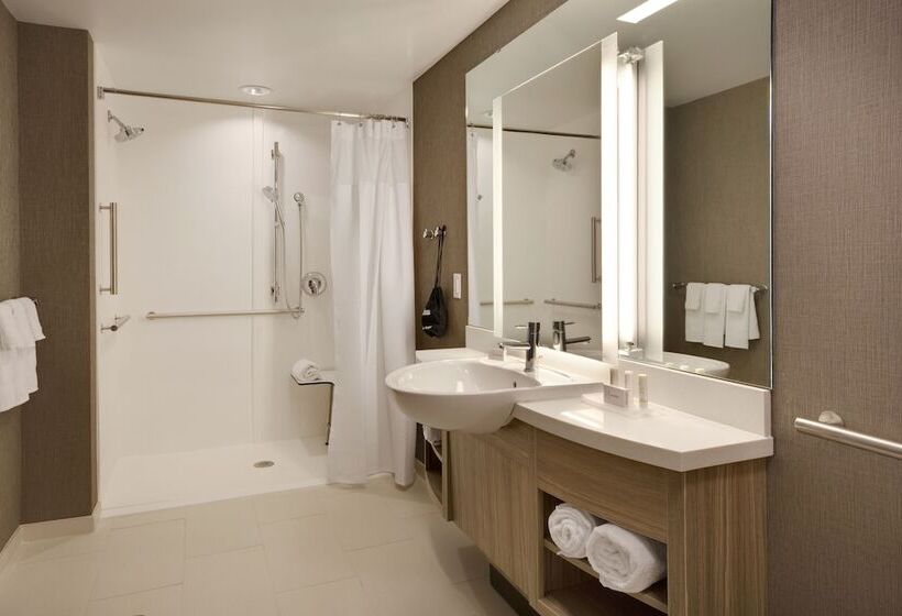 Отель Springhill Suites By Marriott Hampton Portsmouth