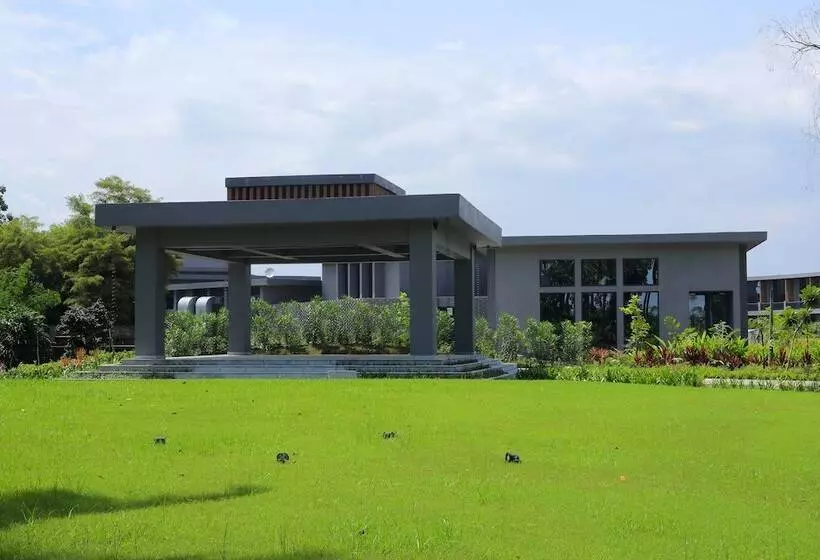 Hotelli The Amaya Resort Kolkata Nh6