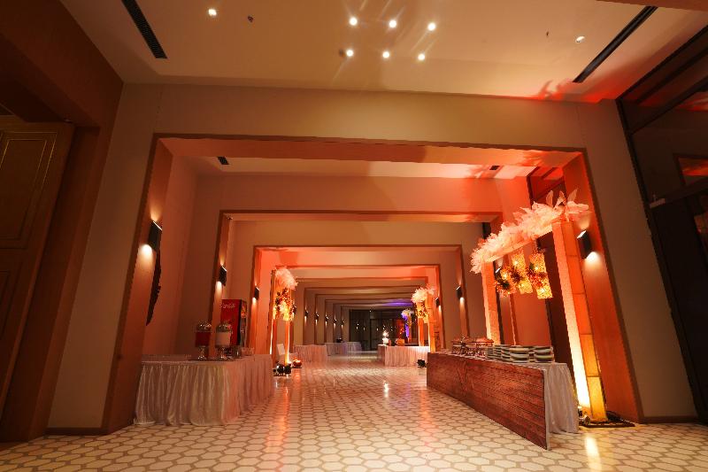 Hotel The Amaya Resort Kolkata Nh6