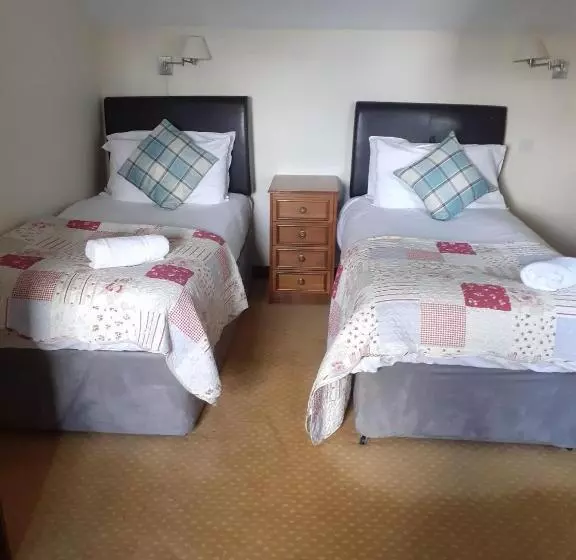 هتل The Carthouse