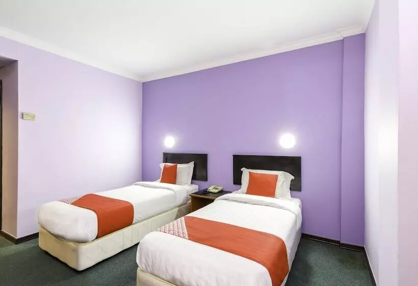 Oyo 472 Comfort Hotel 1