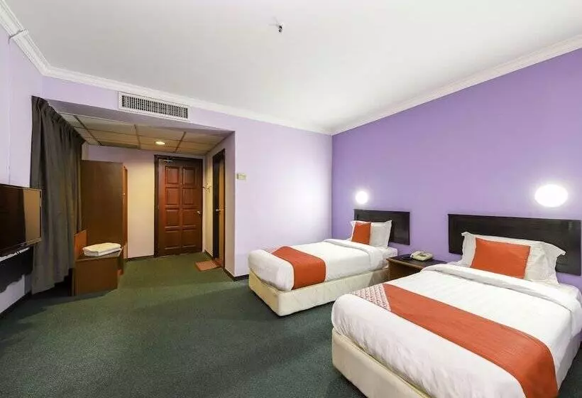 Oyo 472 Comfort Hotel 1