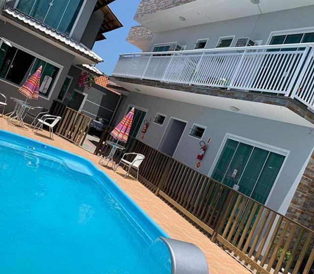 پانسیون Pousada Petunia's