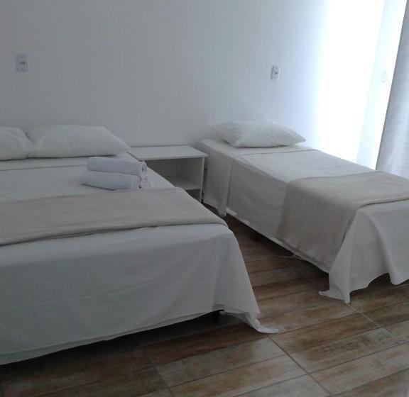 پانسیون Pousada Petunia's