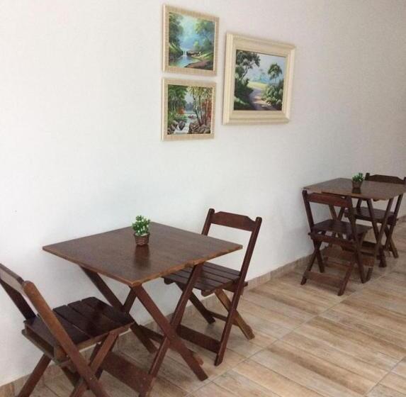 پانسیون Pousada Petunia's