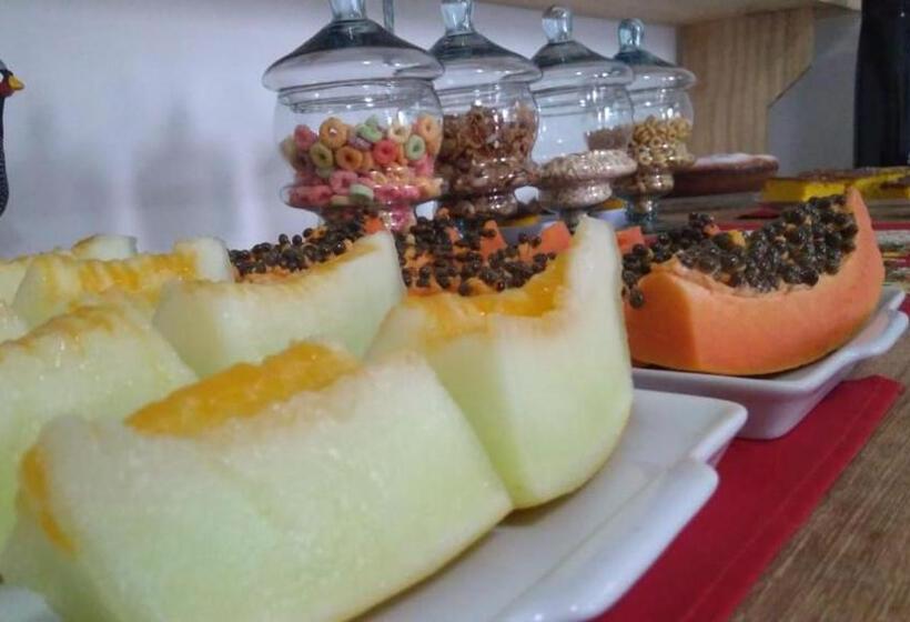 پانسیون Pousada Petunia's