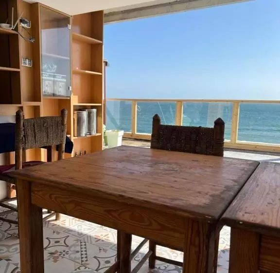 Majatalo Single Fin Beach House