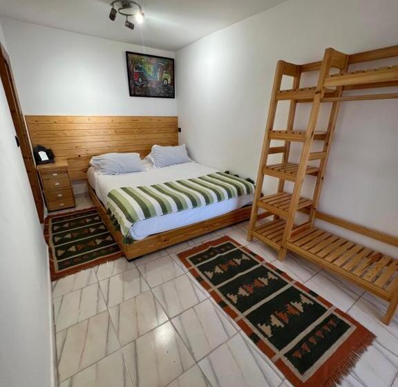 פנסיון Single Fin Beach House