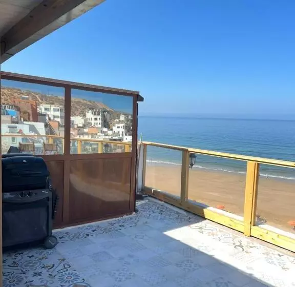 Majatalo Single Fin Beach House