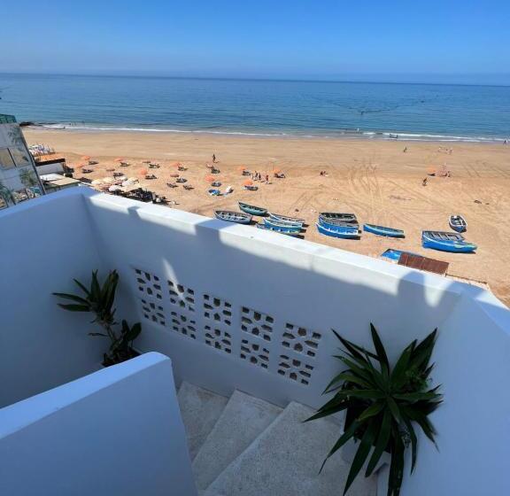 פנסיון Single Fin Beach House