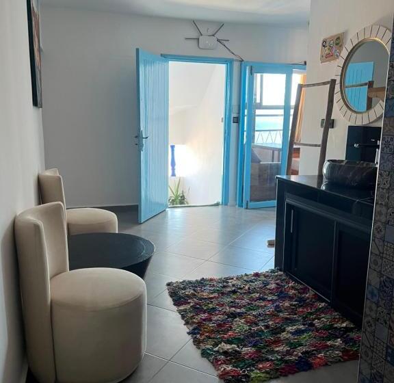 פנסיון Single Fin Beach House