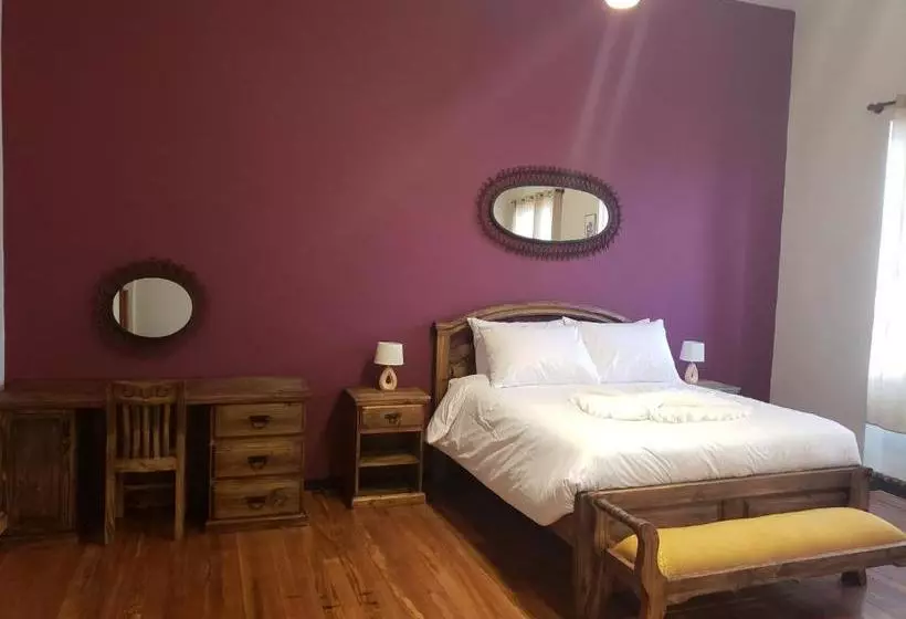 هتل Loki Boutique La Paz