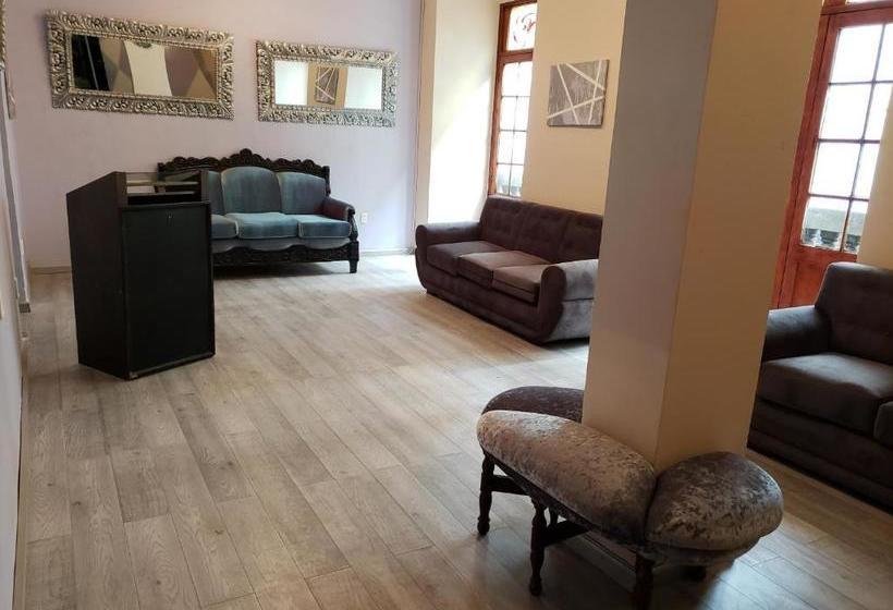 هتل Loki Boutique La Paz