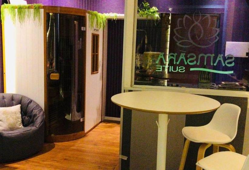 بنسيون Saṃsāra & Nirvana Suite