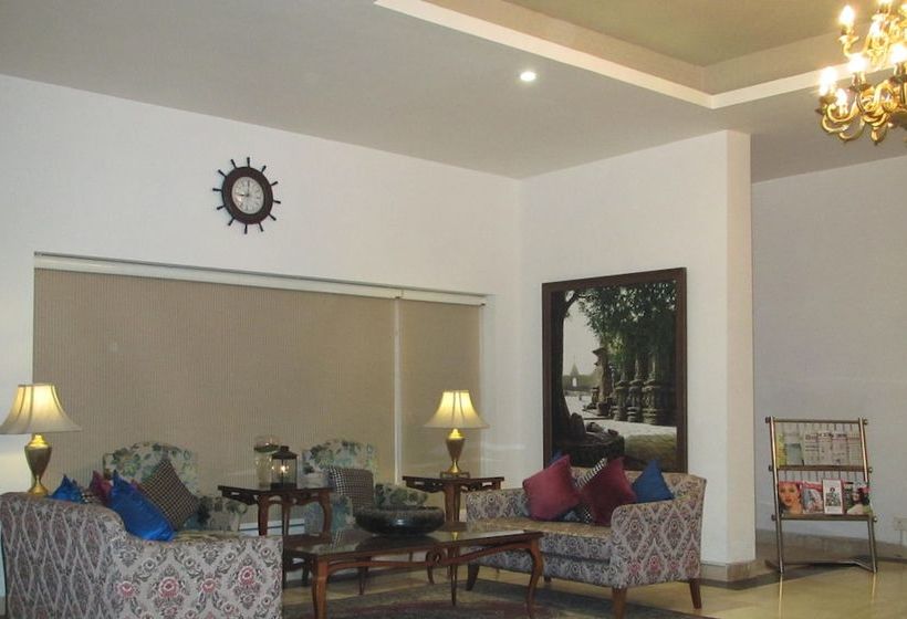 ホテル Econostay Misty Oaks