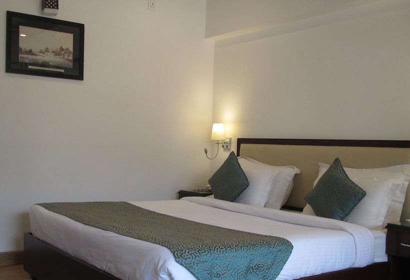 ホテル Econostay Misty Oaks