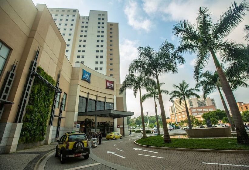هتل Ibis Budget Rio De Janeiro Nova America