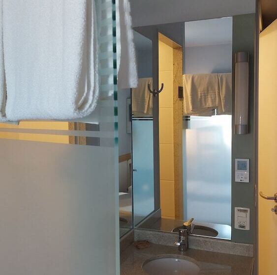 هتل Ibis Budget Rio De Janeiro Nova America