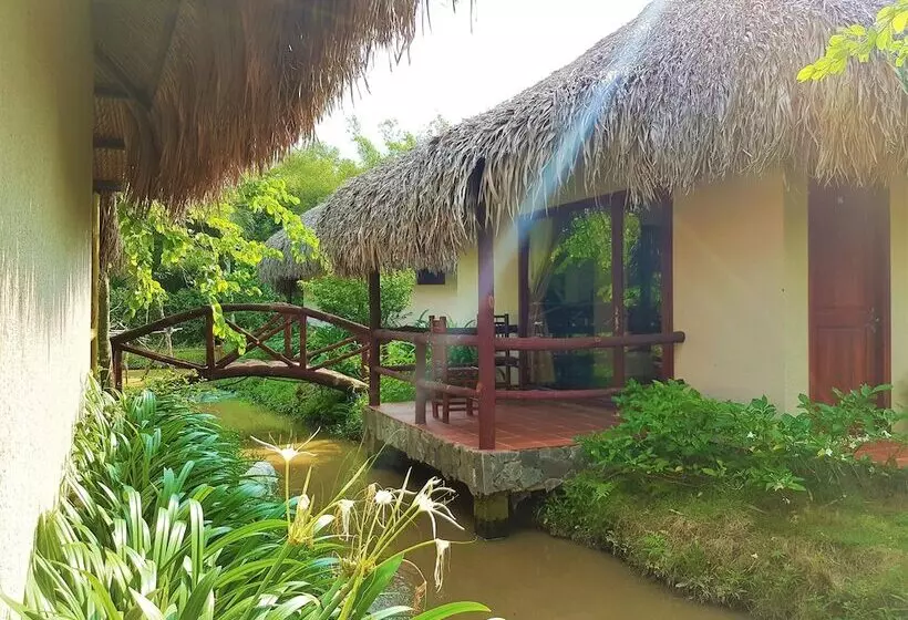 Riverside Park Eco Resort