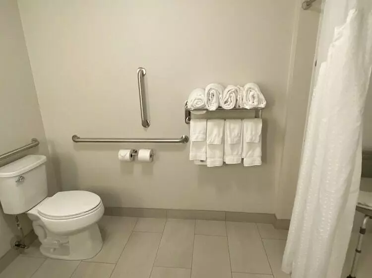 Hotelli Holiday Inn Express & Suites Junction, An Ihg