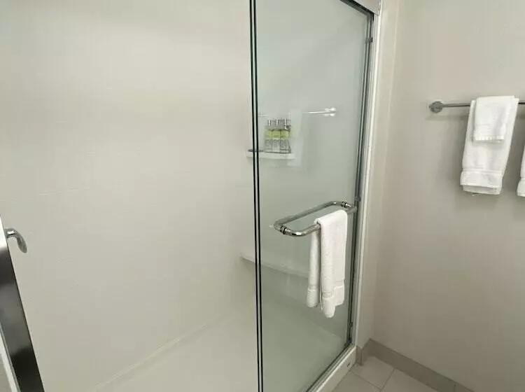 Hotelli Holiday Inn Express & Suites Junction, An Ihg