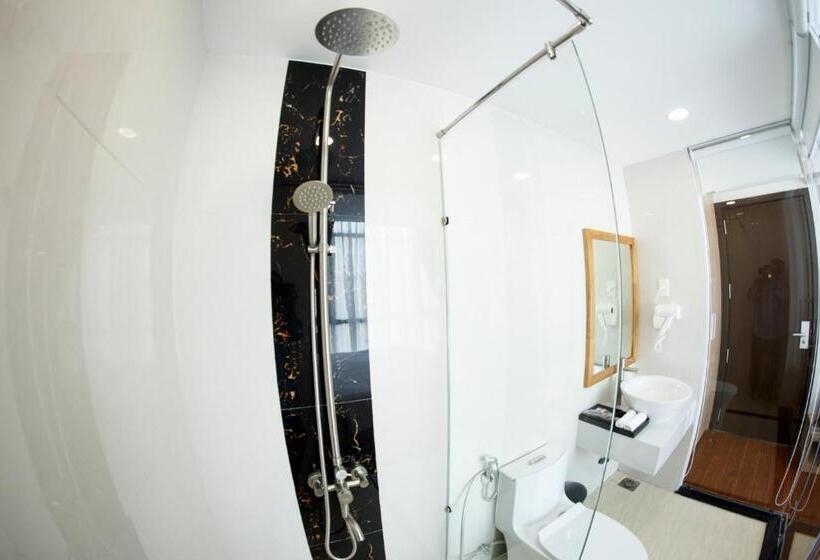 هتل Lily Apartment