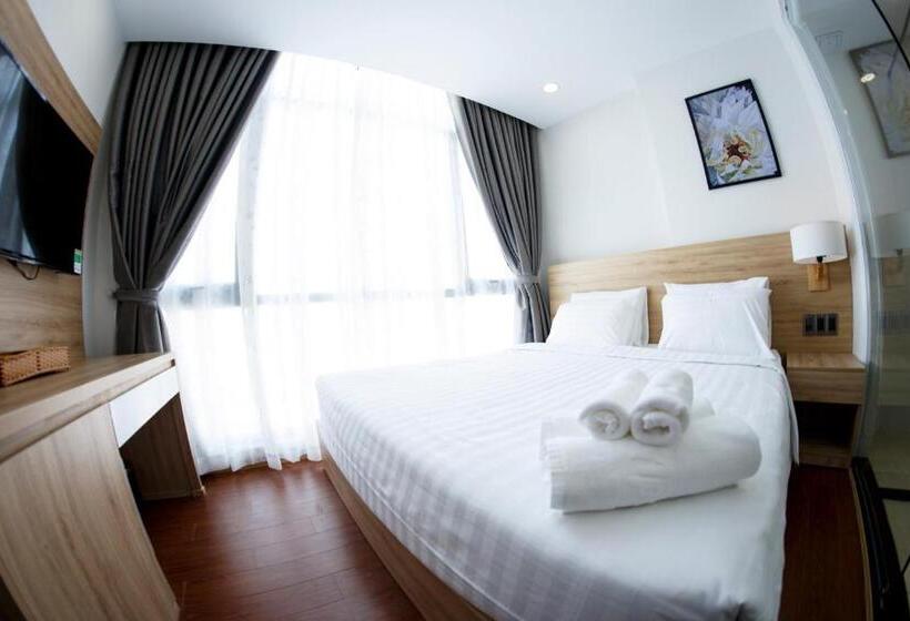 هتل Lily Apartment