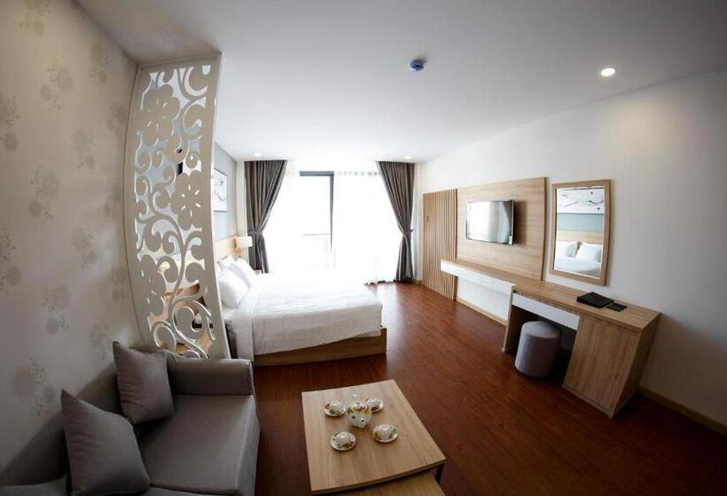 هتل Lily Apartment