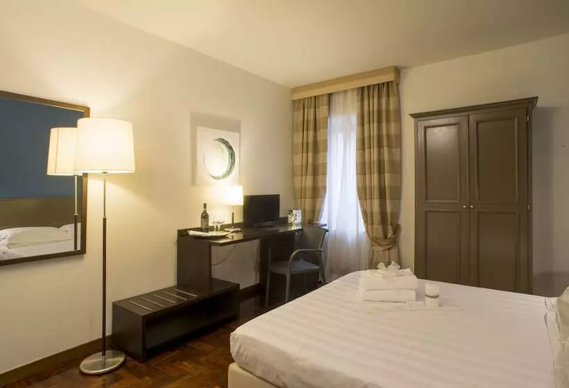 ホテル Locanda Giustini